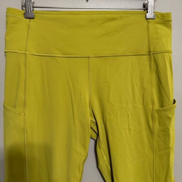 Lululemon Fast and Free Tight II 25" *Non-Reflective Nulux size 12 - Picture 4 of 8